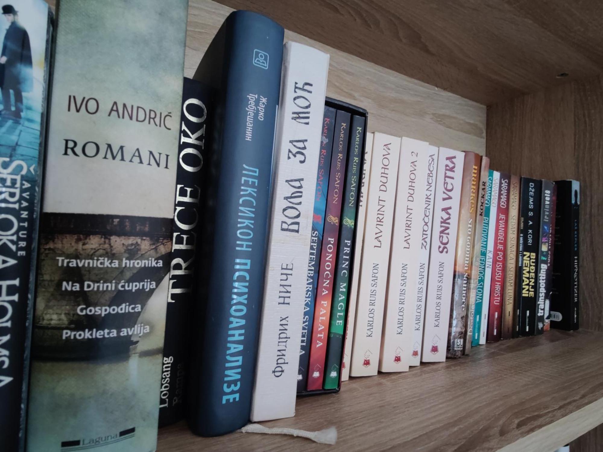 Apartman Aleksic Nis Luaran gambar